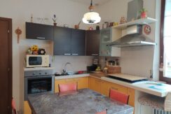 Appartamento ristrutturato con terrazzo