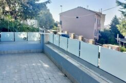 Appartamento subito libero con giardino, ampio terrazzo e garage ad Ancona, rione Adriatico